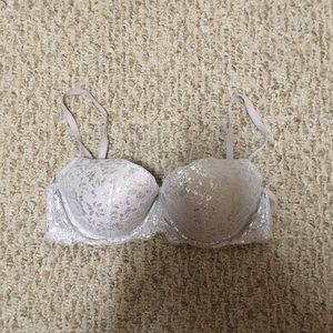 Victoria’s Secret dream angels bra